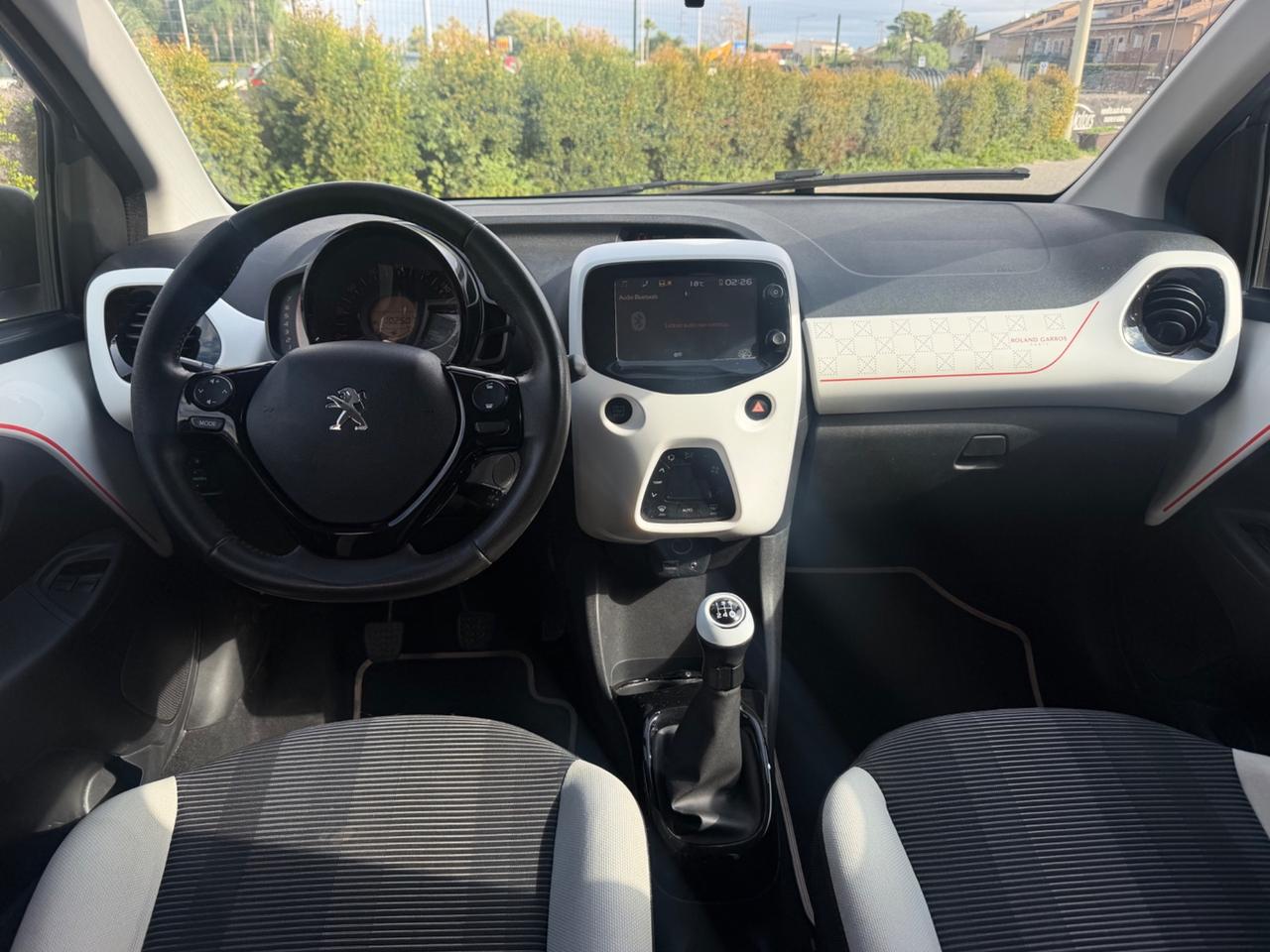 Peugeot 108 1.2 VTi Roland Garros
