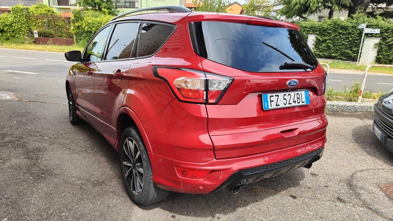 Ford Kuga 1.5 EcoBoost 120 CV S&S 2WD ST-Line