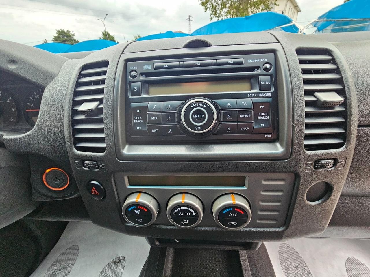 Nissan Navara 2.5 dCi 4 porte Double Cab