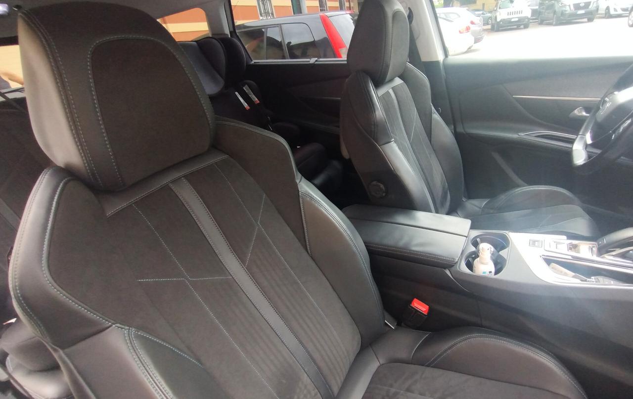 Peugeot 5008 BlueHDi 120 CV CROSSWAY AUT.