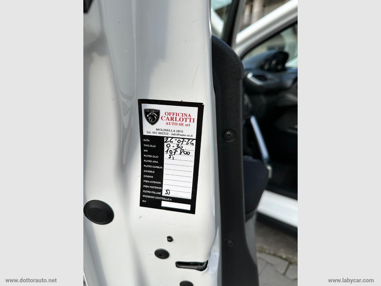 PEUGEOT 2008 BlueHDi 100 Black Matt