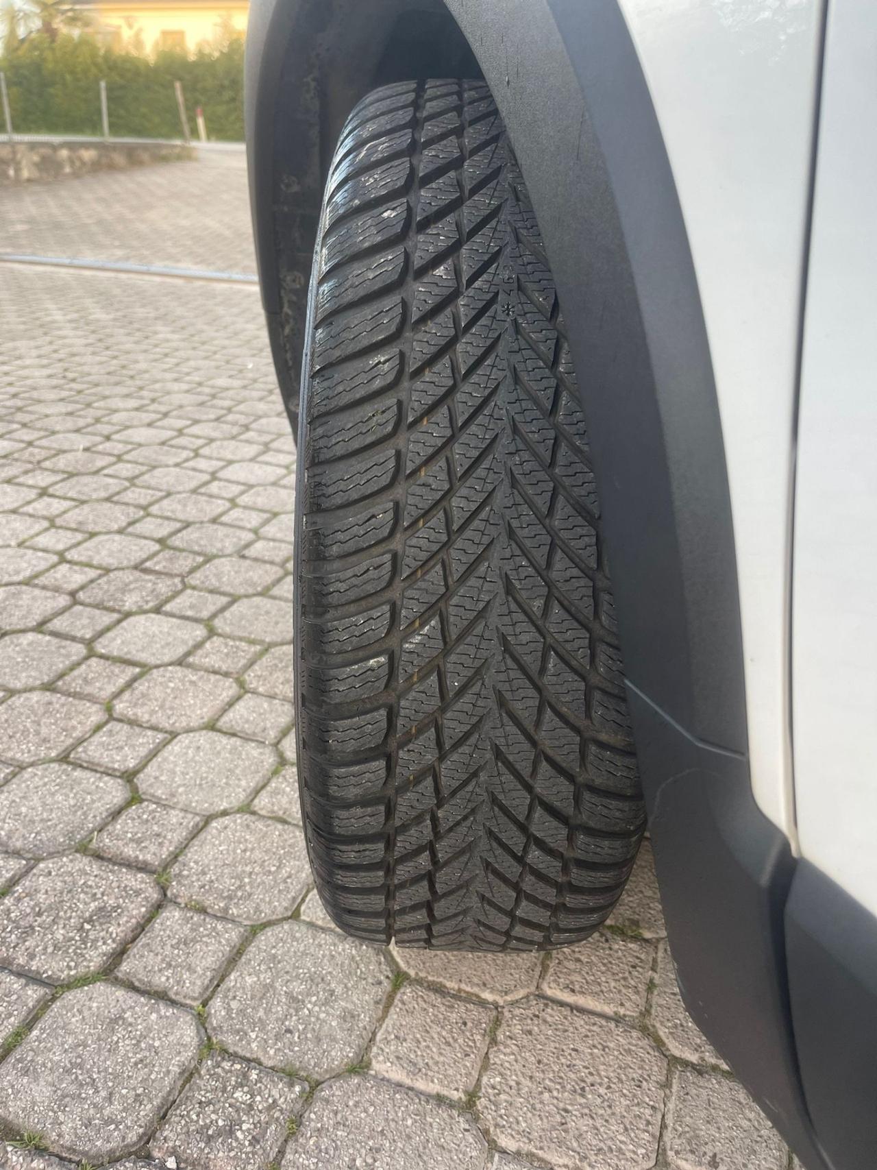 Opel Crossland X 1.2 12V Innovation GANCIO TRAINO