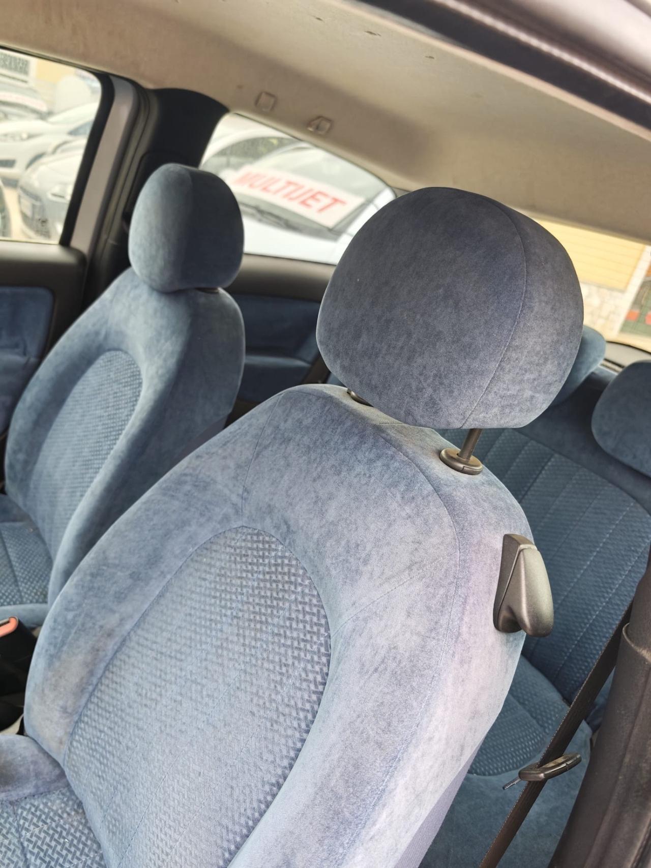 Lancia Ypsilon 1.2 16V Argento garantita 12 mesi