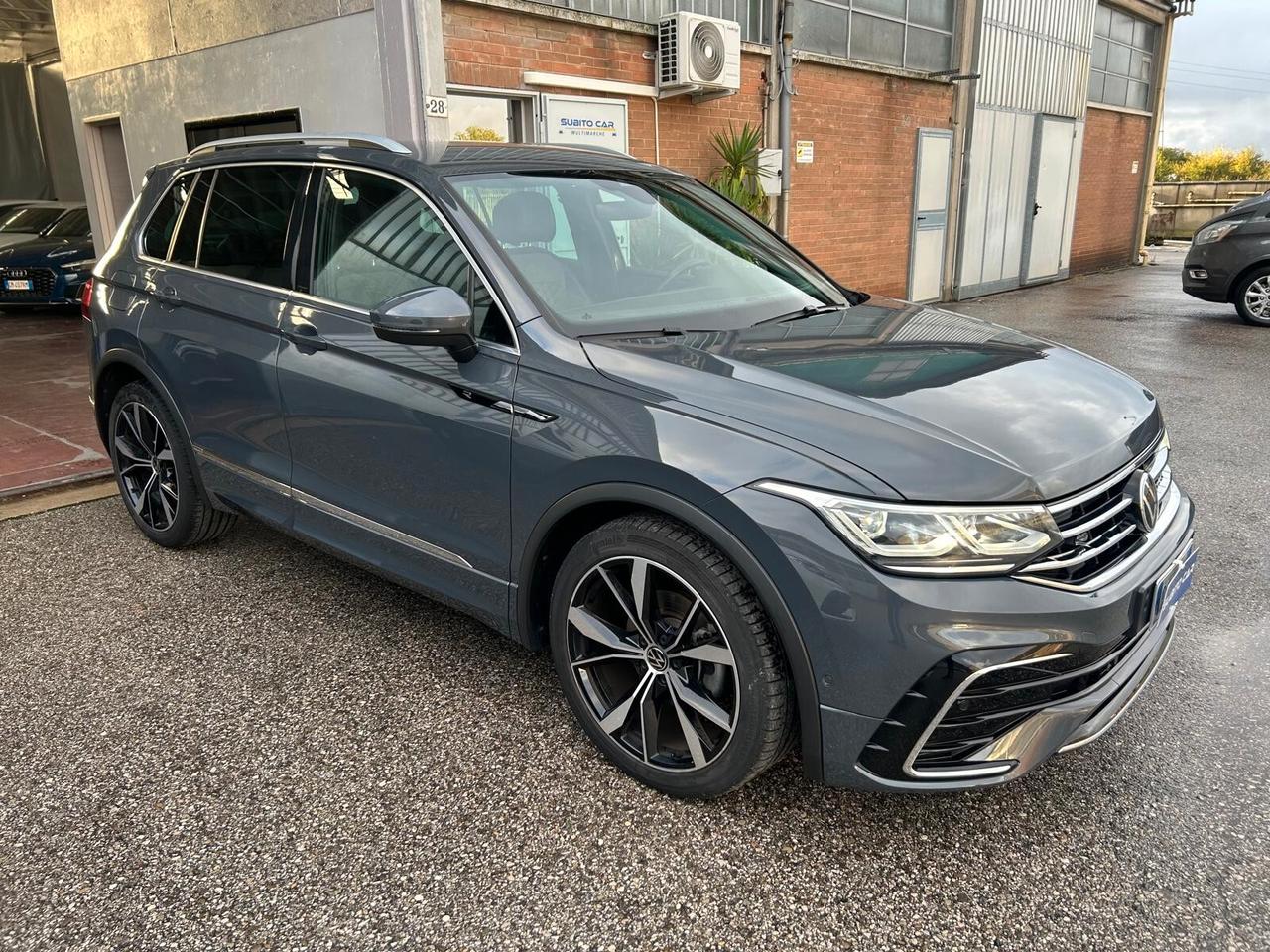 Volkswagen Tiguan 2.0 TDI 150 CV SCR DSG 4MOTION R-Line