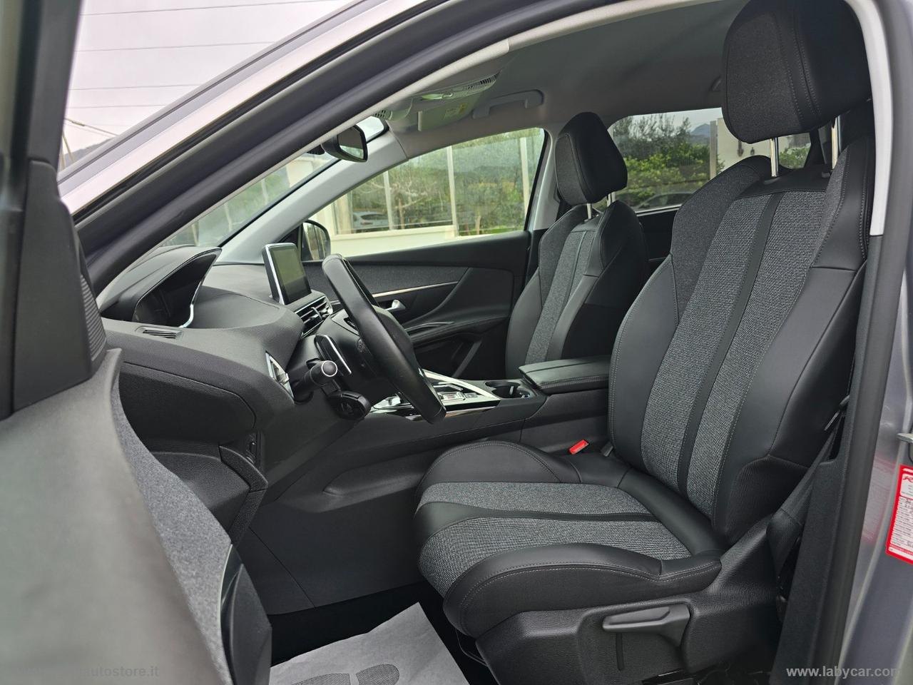 PEUGEOT 5008 BlueHDi 130 S&S EAT8 Allure