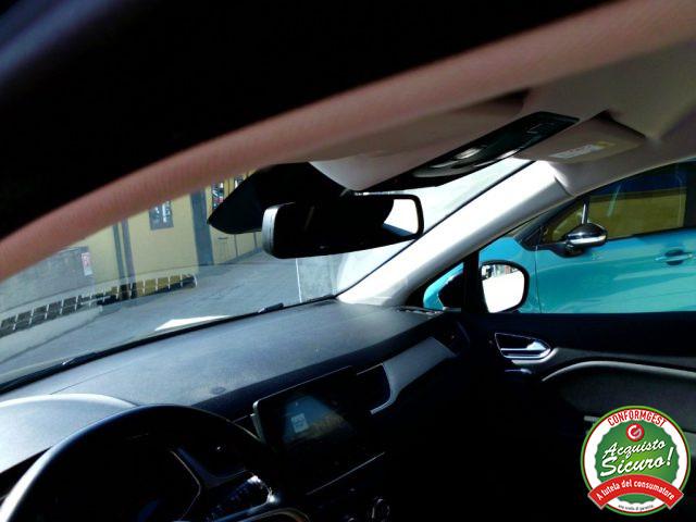 RENAULT Captur dCi 8V 90 CV EDC Initiale Paris