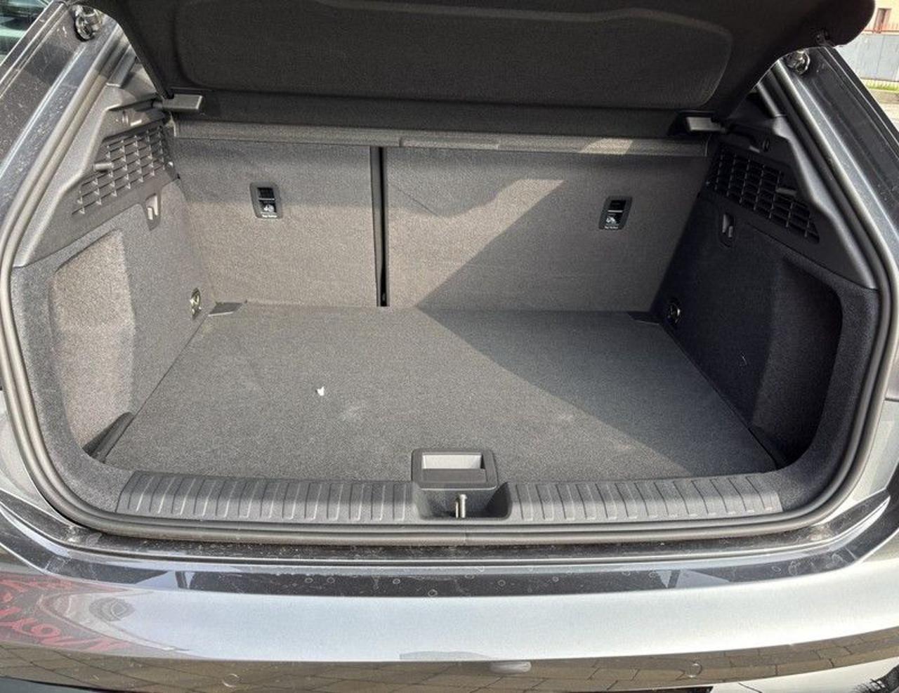 Audi A3 SPB TFSI 110 kW S tronic S line edition MATRIX