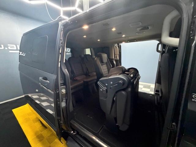 Ford Tourneo Custom 9 posti VIP EDITION 320 2.0 EcoBlue 130CV MHEV PL Tr.