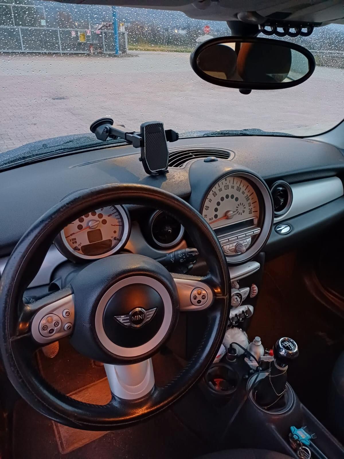 Mini Cooper one 1.6 diesel 110 cv