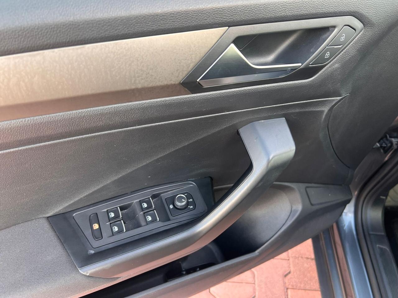 Volkswagen T-Roc 1.6 TDI SCR Advanced BlueMotion Technology