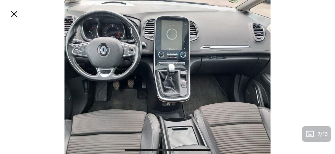 Renault Grand Scenic 7 posti 5 anni di garanzia