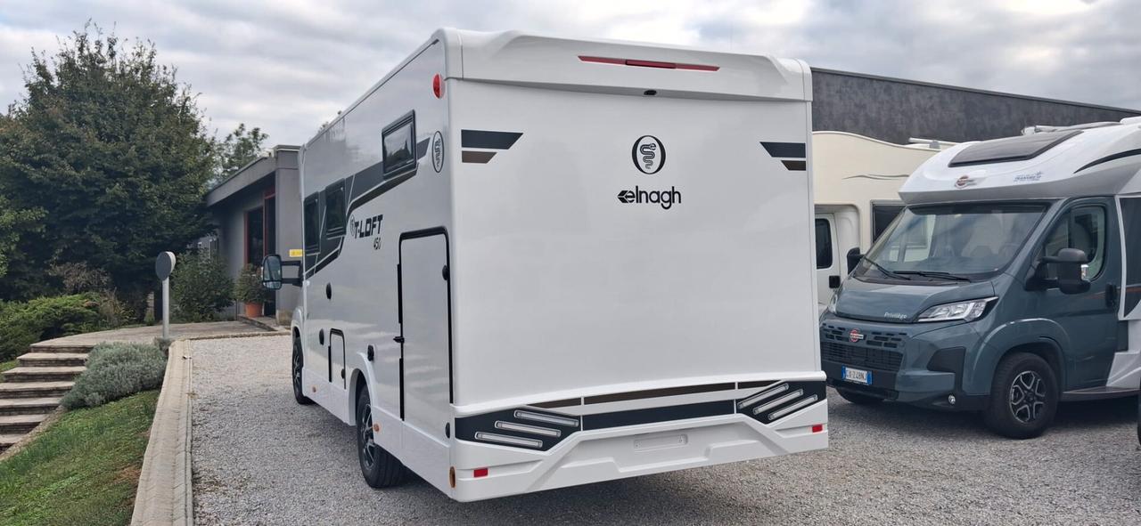 Elnagh T-Loft 450 semintegrale con garage in coda