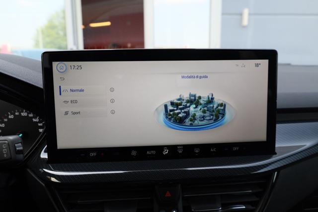 FORD Focus 1.5 EcoBlue 115 CV automatico 5p. ST-Line
