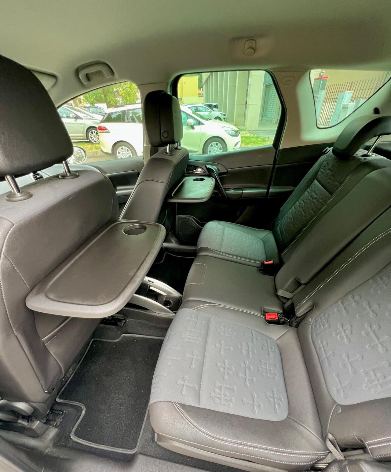 Opel Meriva 1.4 benzina €5b OK NEOPATENTATI
