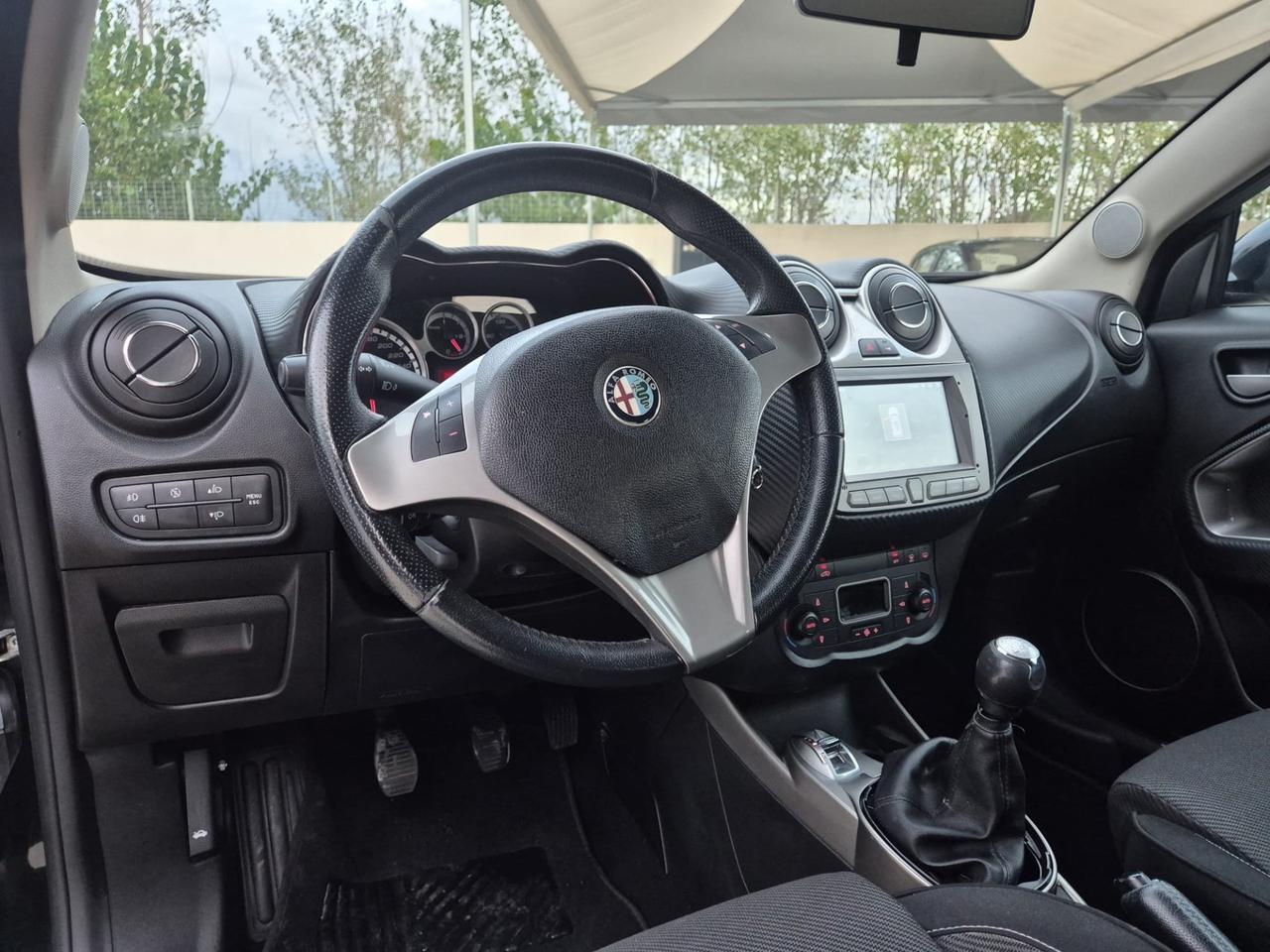 Alfa Romeo MiTo 1.4 105 CV M.air S&S Distinctive Sport Pack