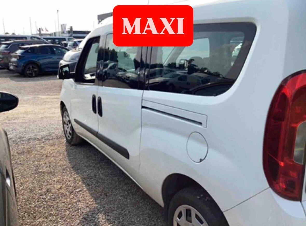 FIAT DOBLO' MAXI 1.6mjt 105cv AUTOCARRO 5 POSTI