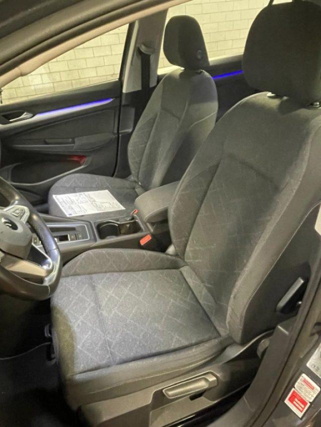 VOLKSWAGEN Golf 1.0 eTSI EVO DSG Life