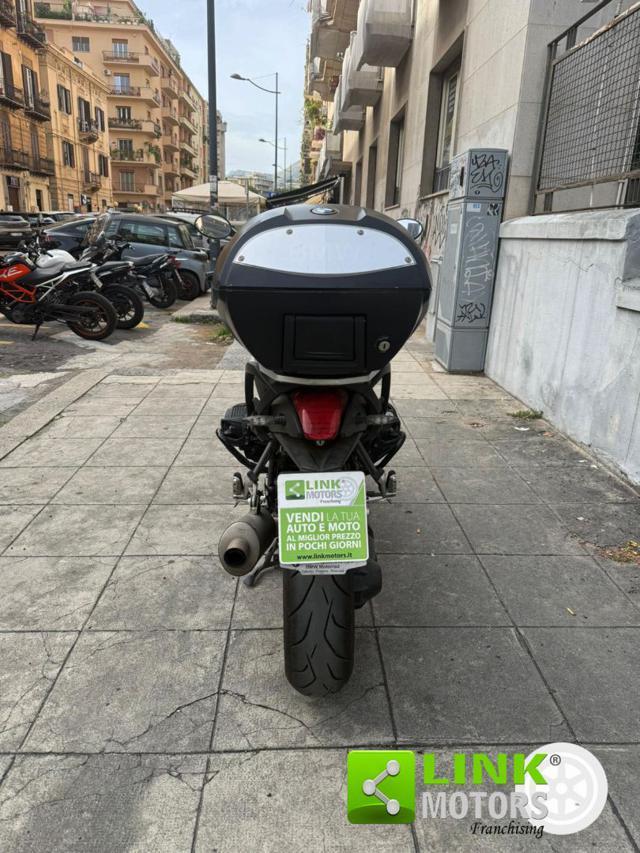 BMW R 1200 R Darkwhite Rarissima