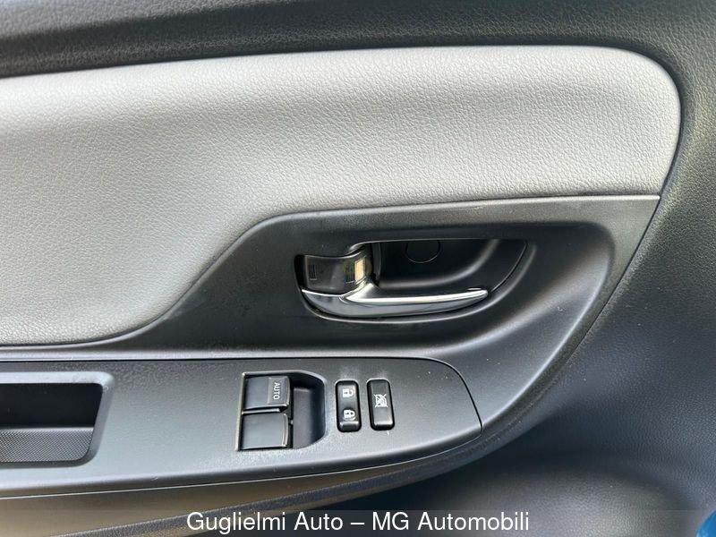 Toyota Yaris Yaris 1.0 5 porte Lounge