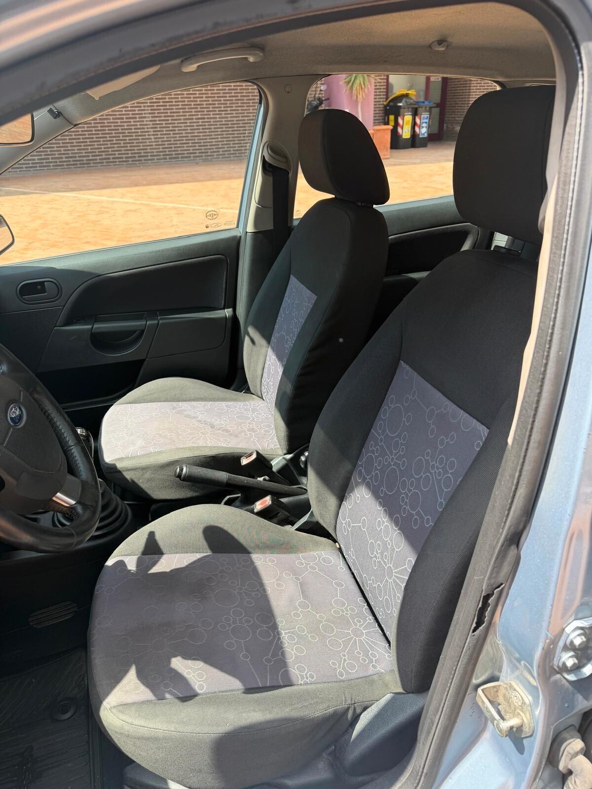 Ford Fiesta 1.4 TDCi 5p. Titanium