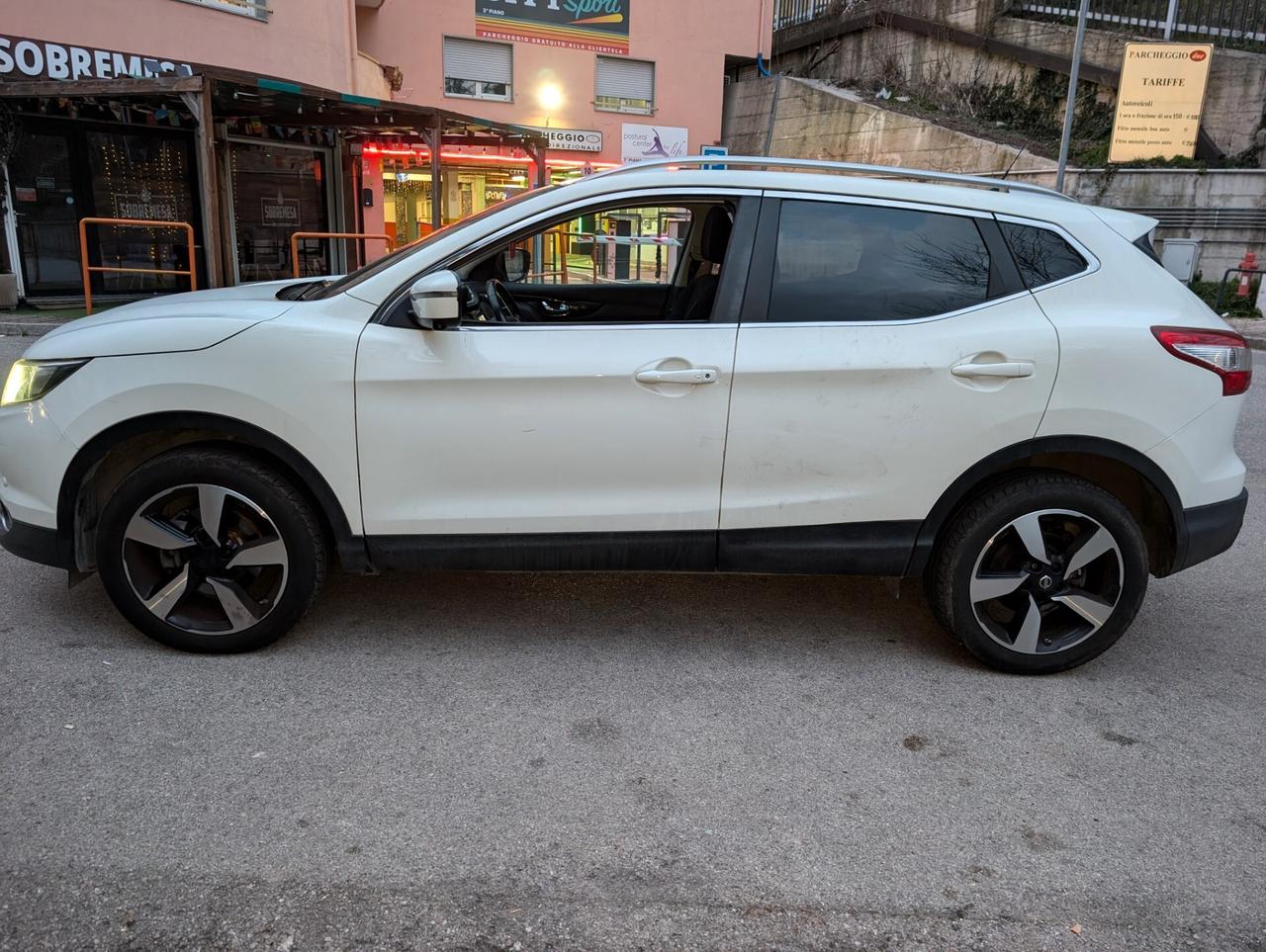 Nissan Qashqai 1.6 dCi DPF Tekna