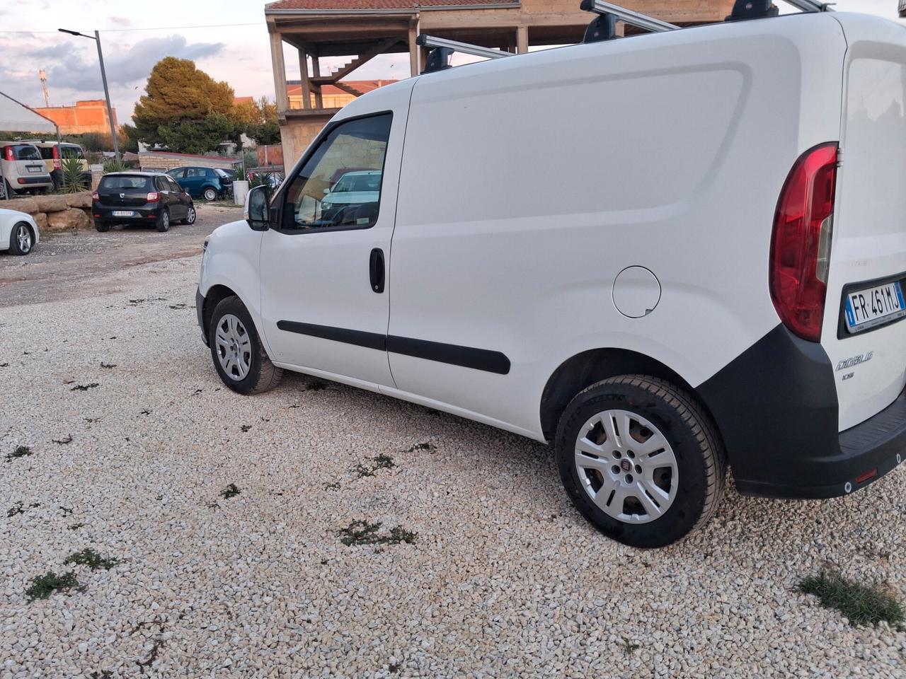 Doblò 1.6 MJT 16V 120CV 3 posti iva deducibile