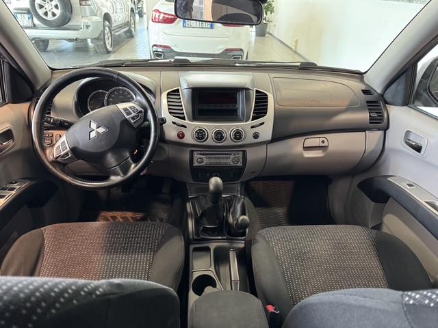 Mitsubishi L200 Double Cab L200 d.cab 2.5 di-d Intense Plus 178cv