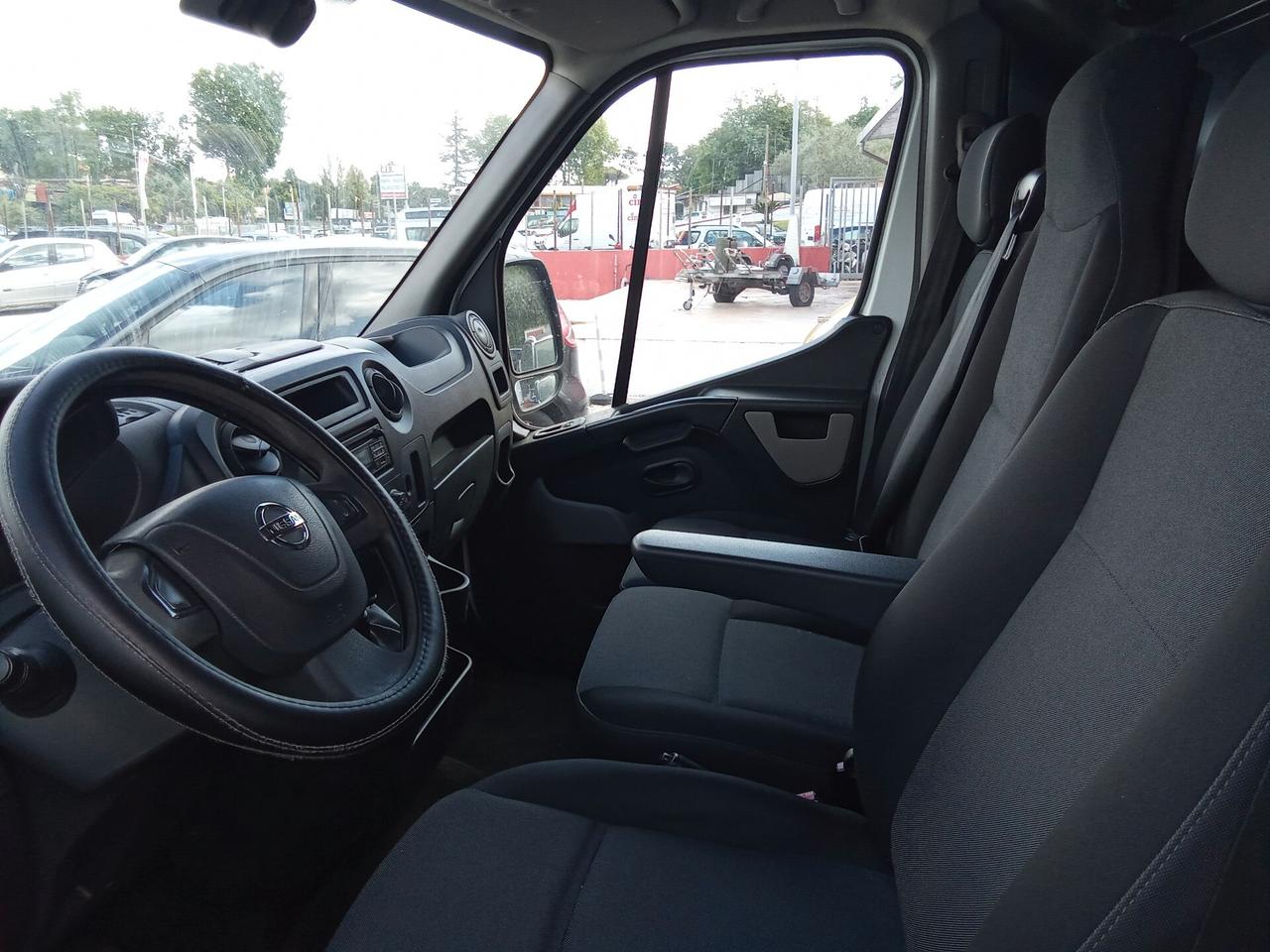 Nissan NV400 35 2.3 dCi 130CV COIMBENTATO Furgone