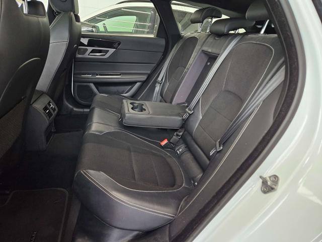 Jaguar XF XF II Sportbrake Sportbrake 2.0d i4 Portfolio