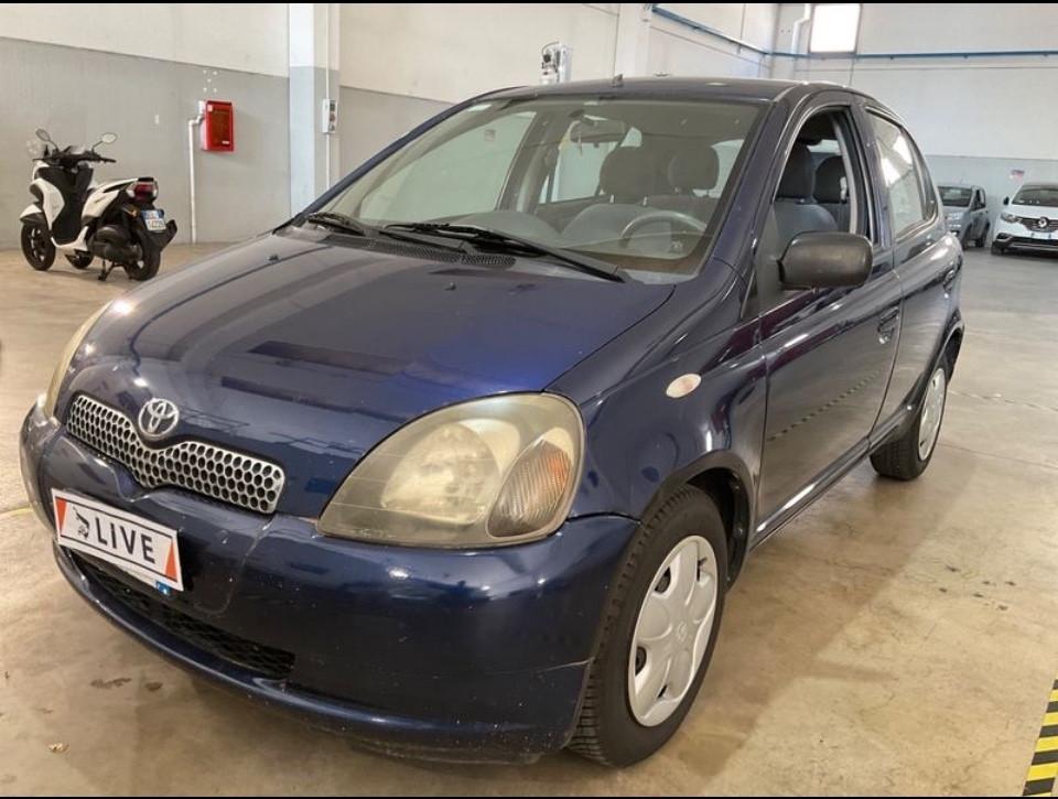 Toyota Yaris 1.0i 5 porte Sol Neopatentati