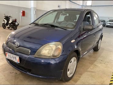 Toyota Yaris 1.0i 5 porte Sol Neopatentati