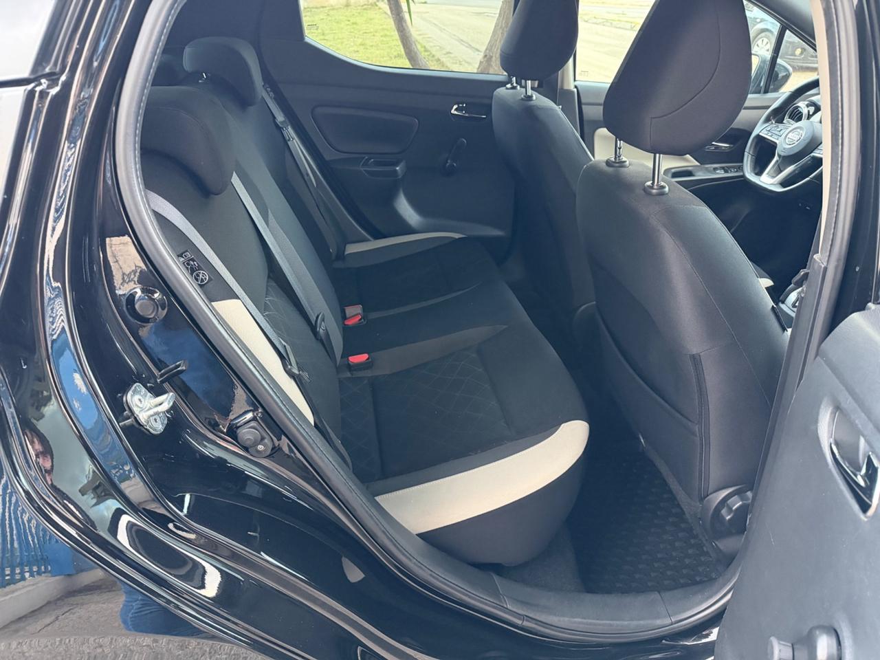 Nissan Micra 1.5 dci 90 cv 2017 Navig retro