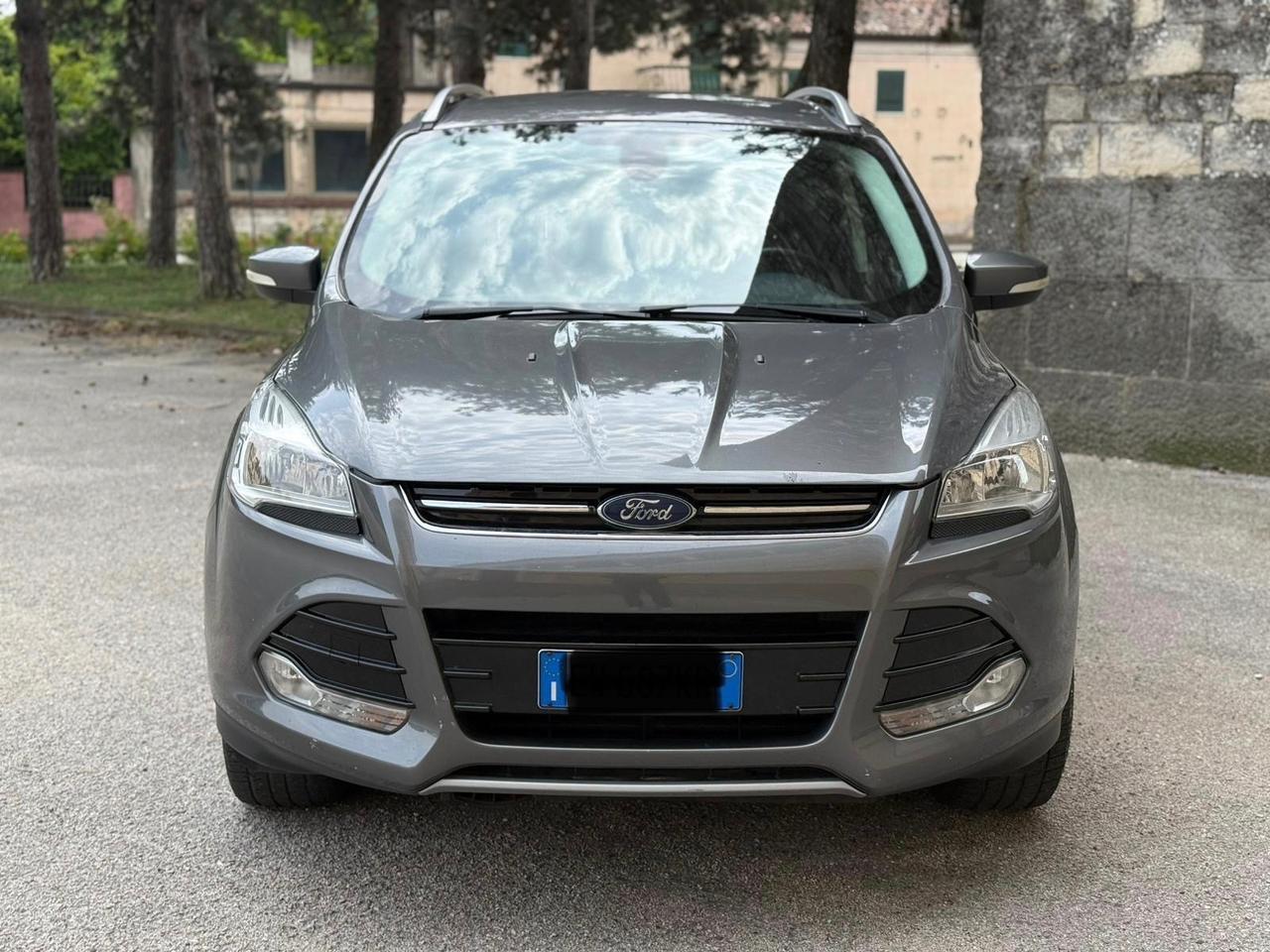 Ford Kuga 2.0 TDCI 140 CV 4WD Titanium