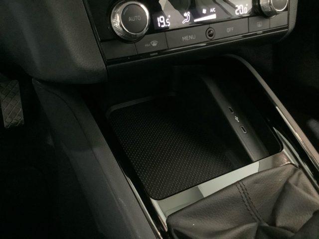 SKODA Kamiq 1.0 TSI 110 CV DSG Black Dots