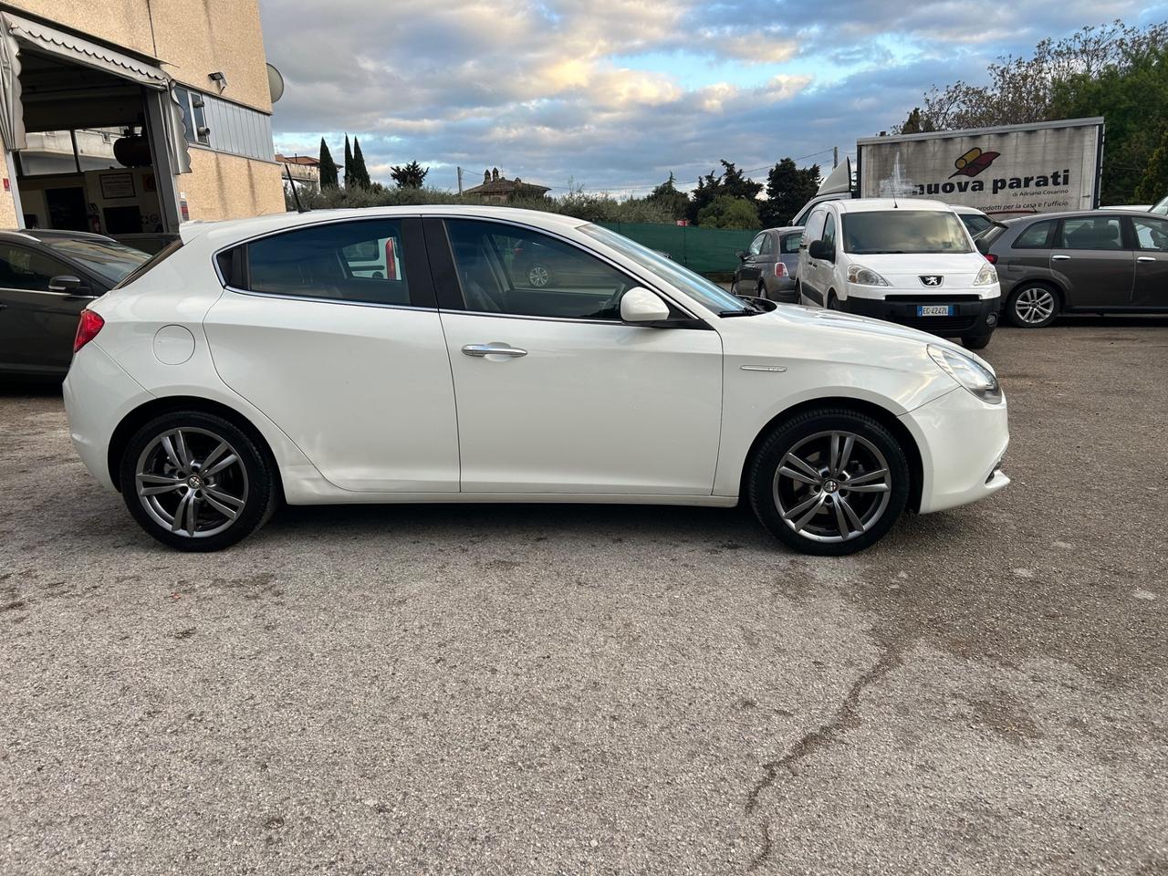 Alfa Romeo Giulietta 1.6 JTDm-2 105 CV Exclusive