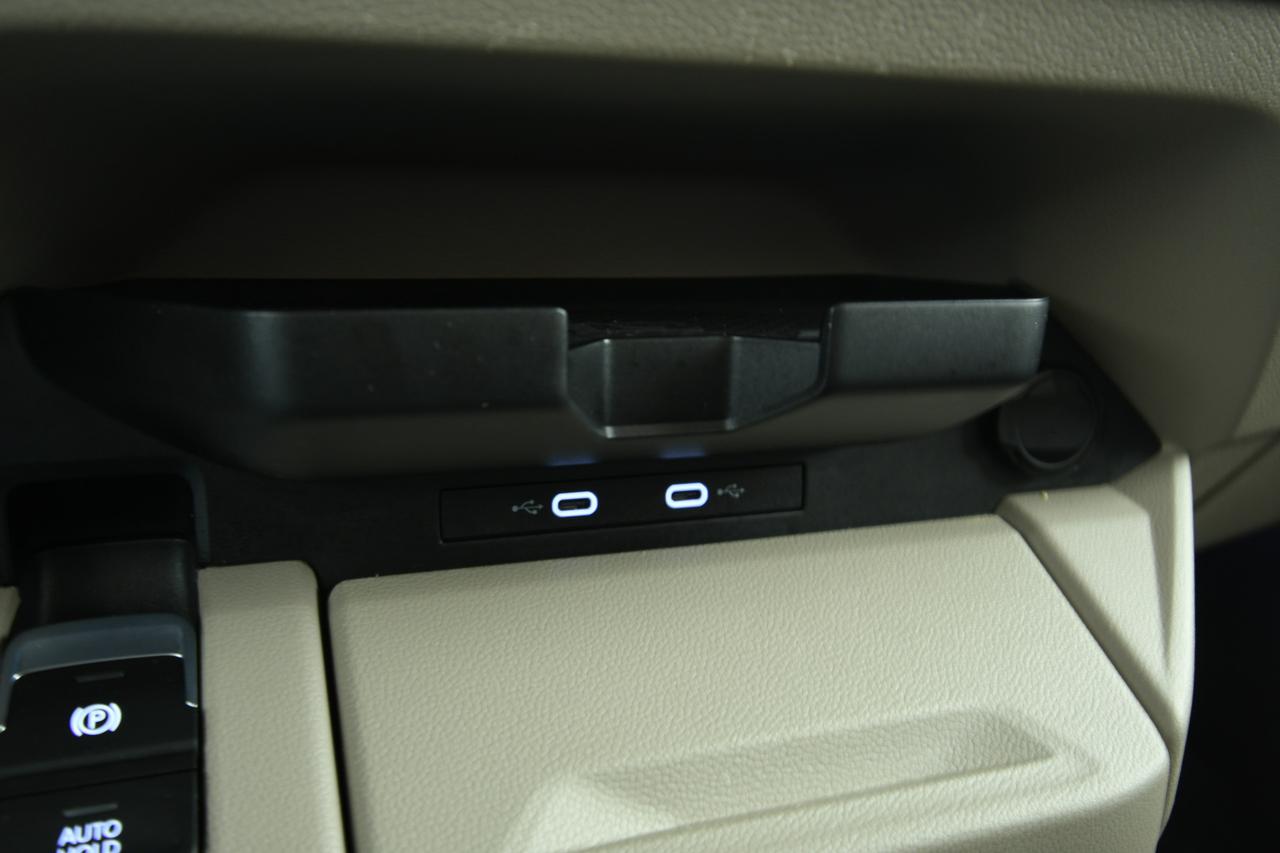 VOLKSWAGEN Multivan 2.0 tdi Space 150cv dsg 7 POSTI+ACC+GANCIO TRAINO+CAMERA- IVA COMPRESA