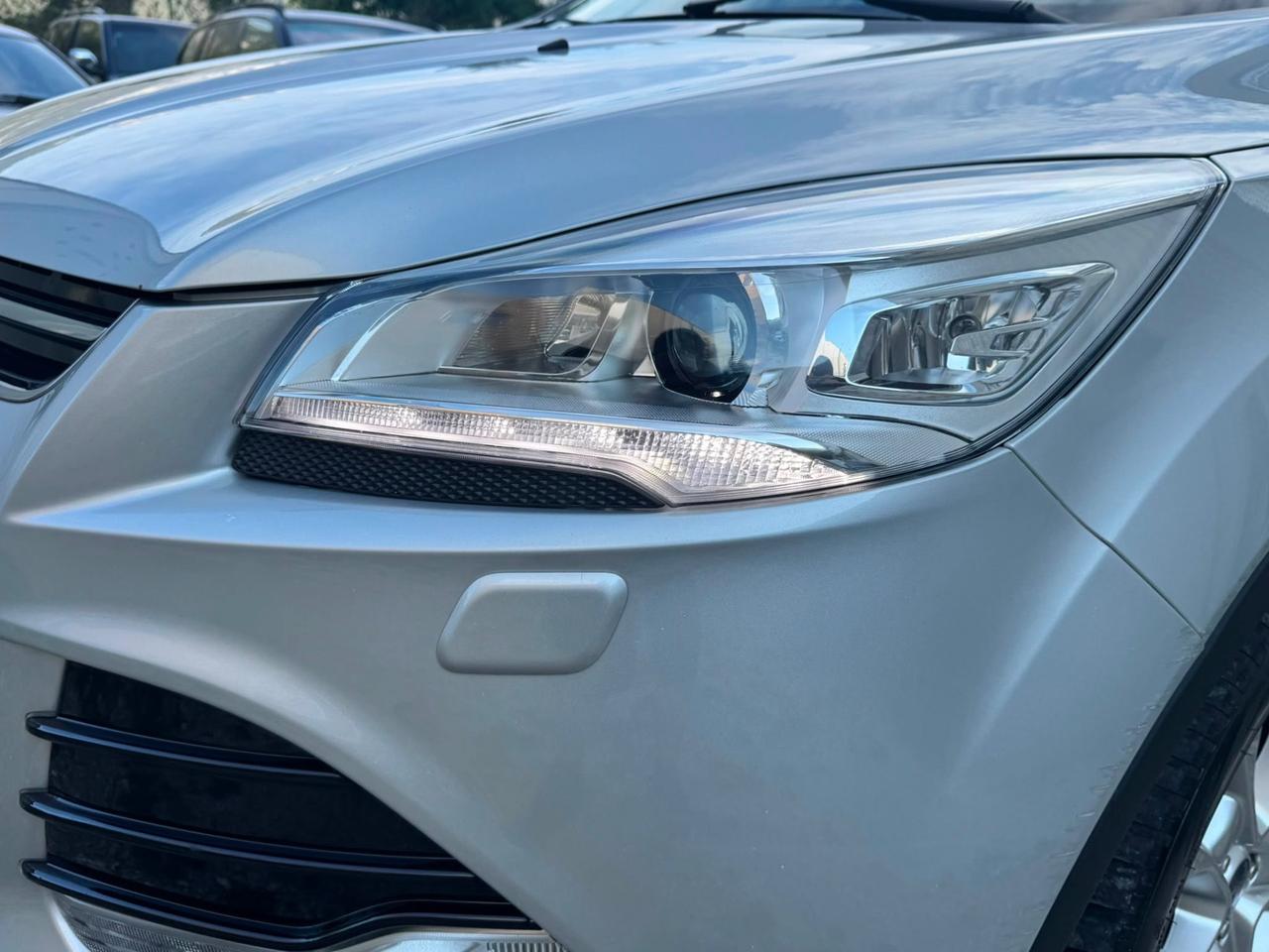 Ford Kuga 2.0 TDCI 163 CV 4WD Powershift Titanium