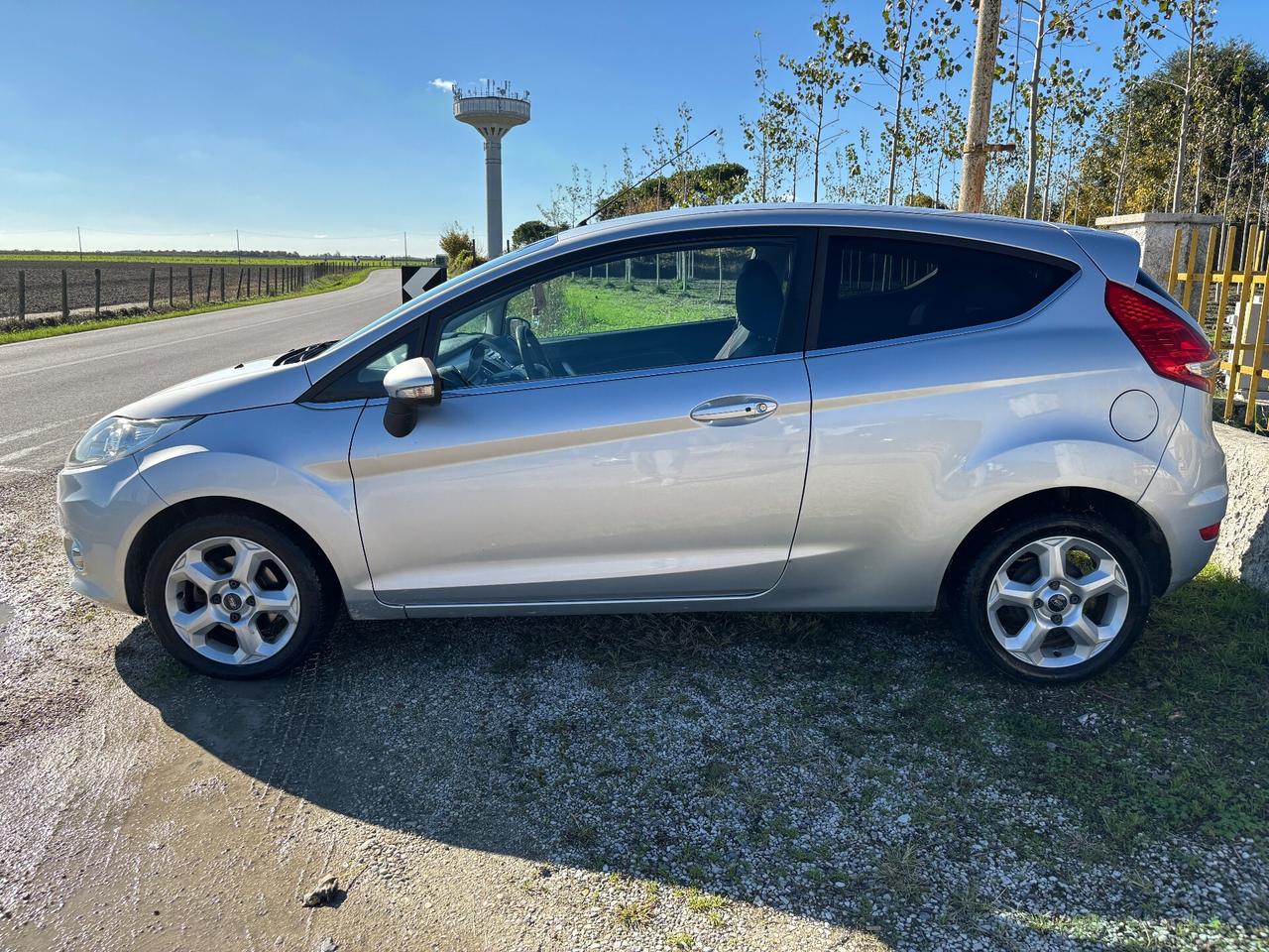 Ford Fiesta 1.4 96CV aut. 3 porte Titanium