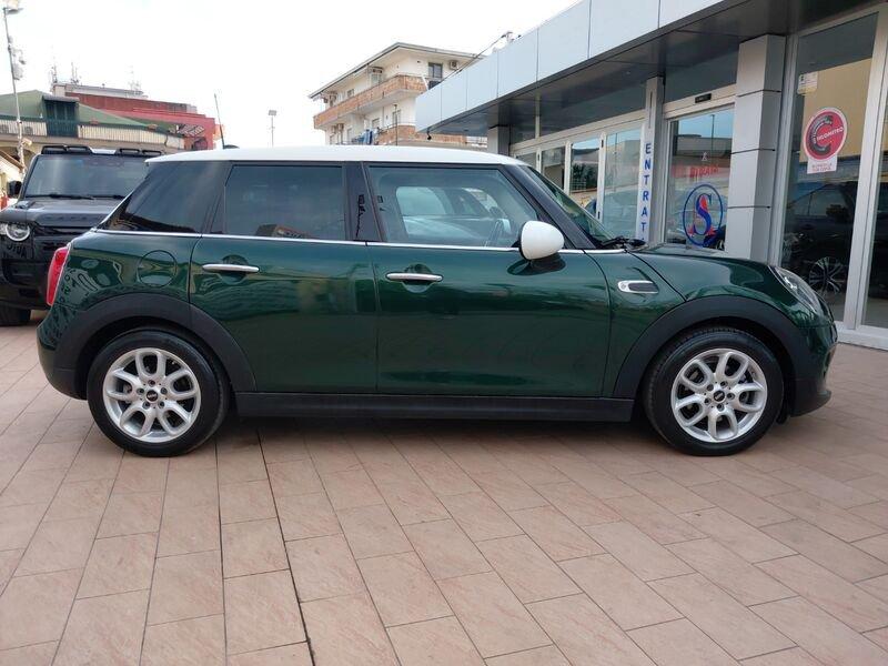 MINI Mini 5 porte 1.5 Cooper D 5p Business auto