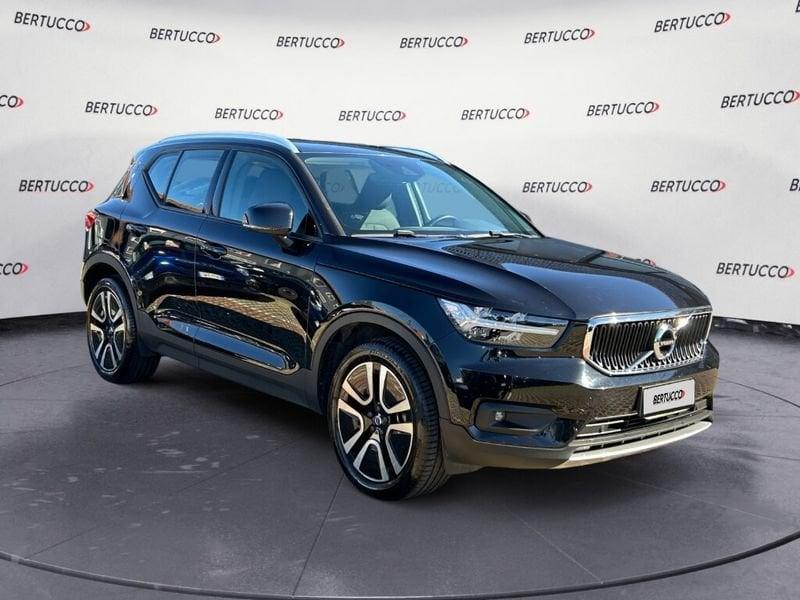 Volvo XC40 (2017-->) T2 Geartronic Momentum Pro