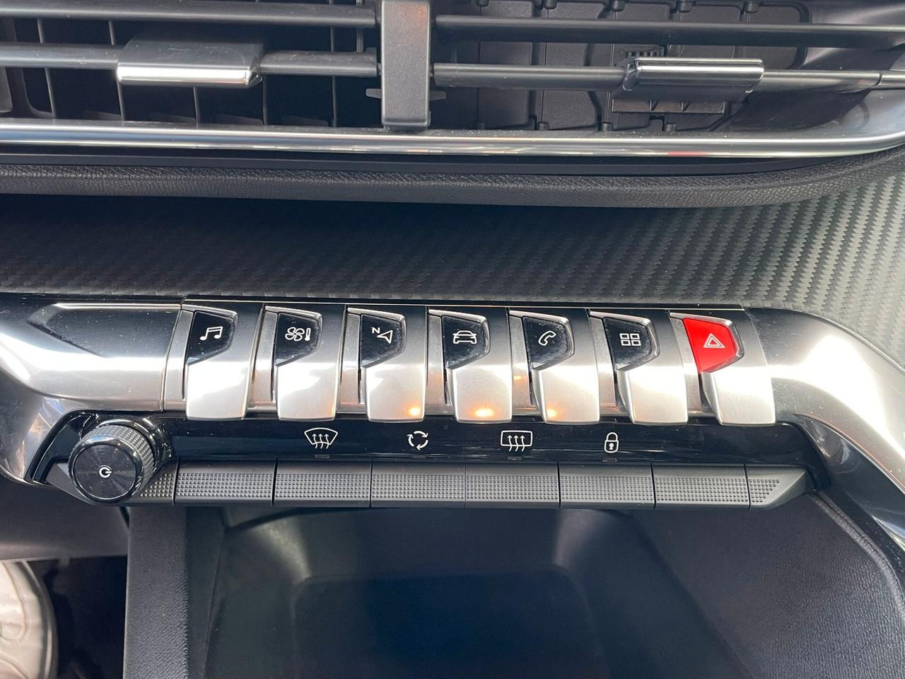 PEUGEOT 3008 1.5HDI ACTIVE 130cv *NAVI-LED-CARPLAY*