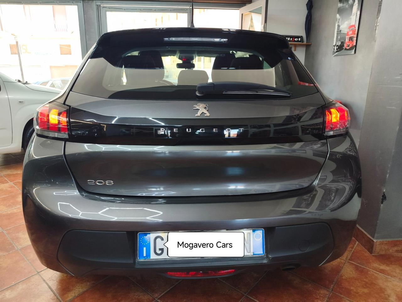 Peugeot 208 1.5 diesel 100CV