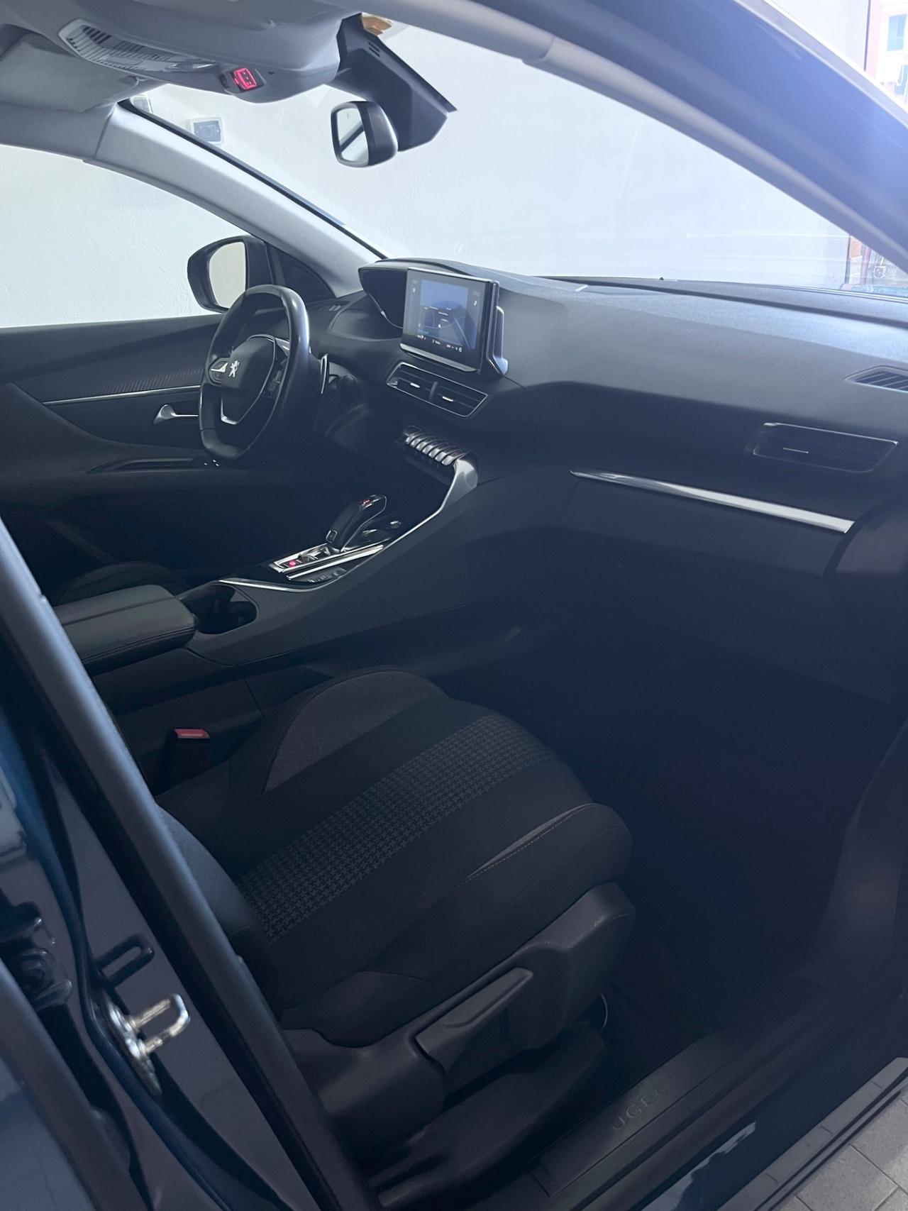 Peugeot 3008 BlueHDi 130 S&S Allure