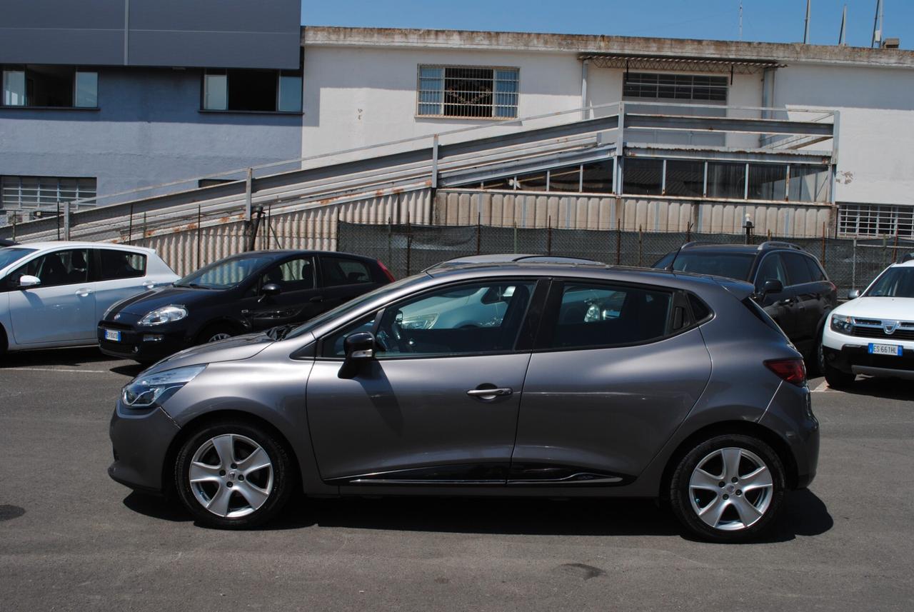 RENAULT CLIO 1.5 DCI 90 CV AUTOMATICA OK NEOPATENTATI