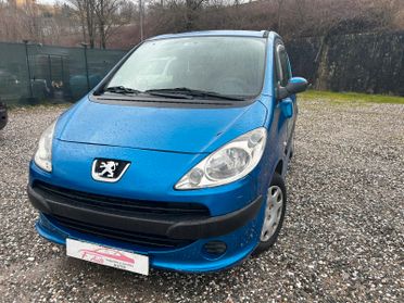 Peugeot 1007 1.4 Happy