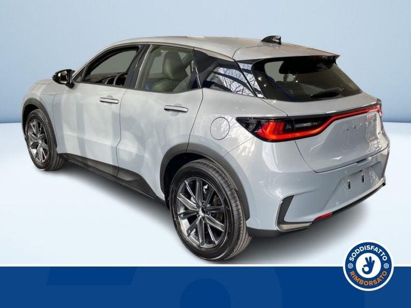 Lexus LBX Hybrid Relax 2WD