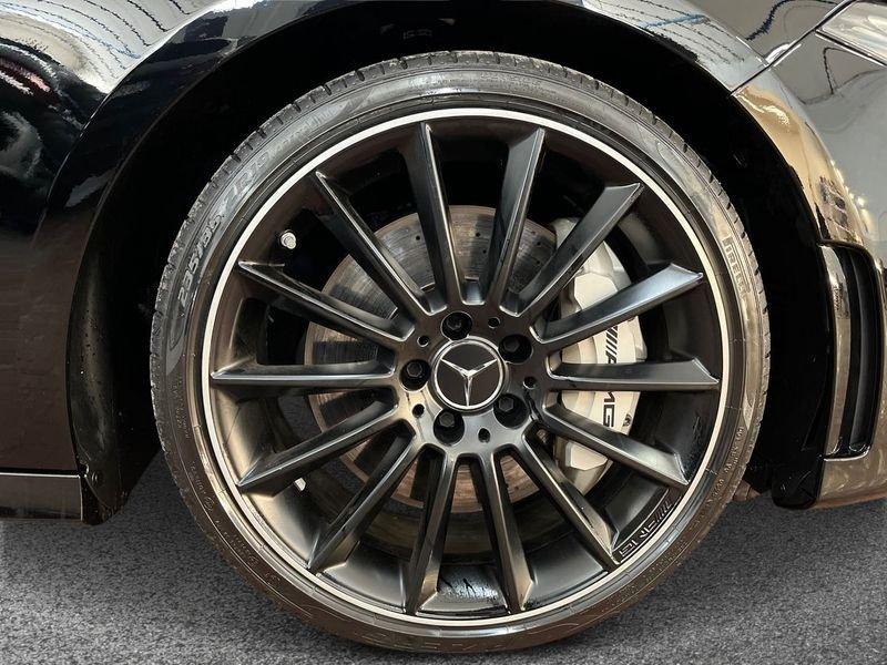 Mercedes-Benz Classe A - W177 2018 A 35 AMG Race Edition 4matic auto