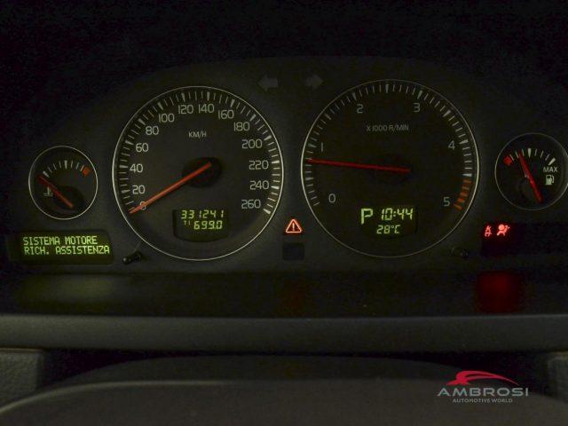 VOLVO XC90 2.4 D5 185 CV AWD Momentum - PER OPERATORI DEL SET