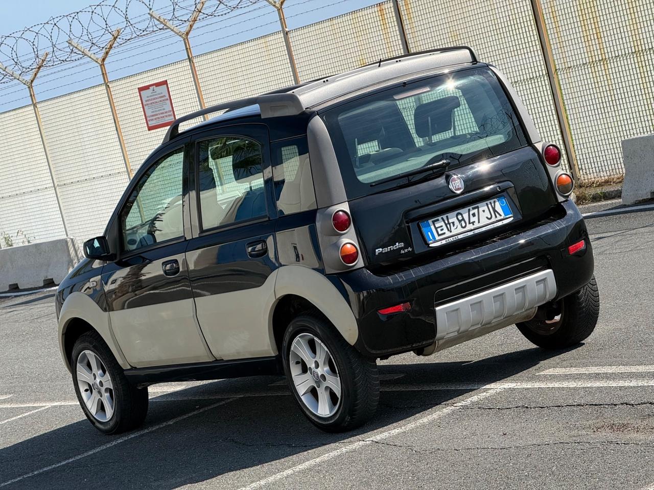 Fiat Panda 1.3 MJT 16V 4x4 Cross-DA VETRINA-PERMUTABILE