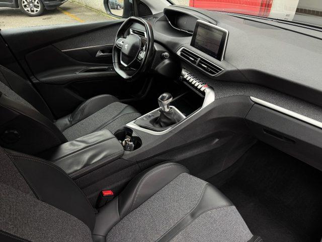 PEUGEOT 3008 PureTech Turbo 130 Allure 360/Full-led/Ambient lig